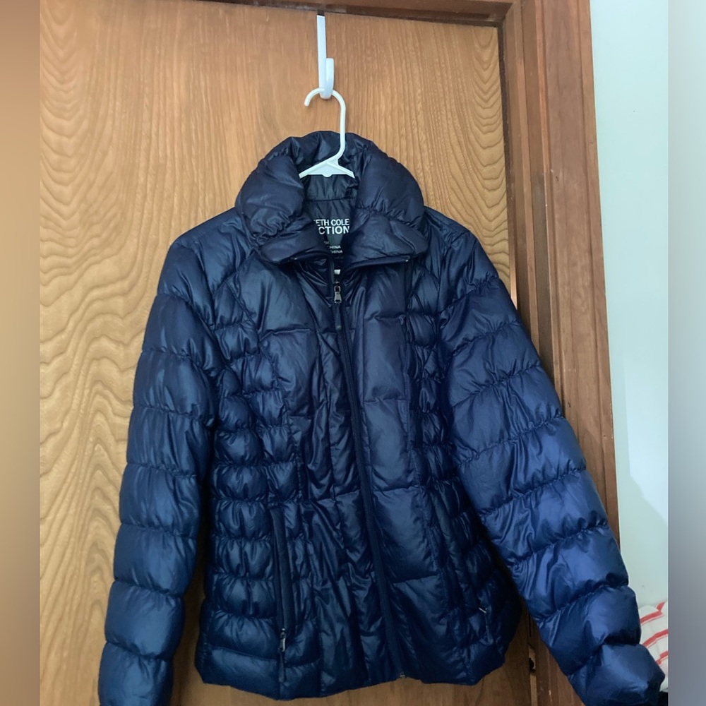 Kenneth Cole size medium light weight jacket dark blue excellent condition